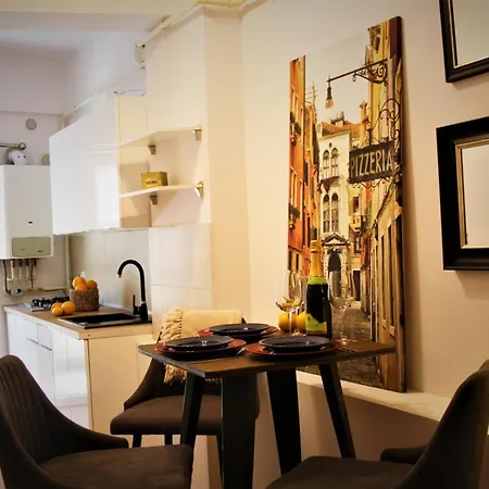Art Vibe Apartment *